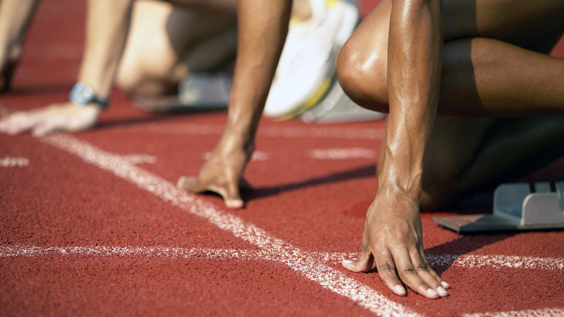 “青春奋起”青少年篮球公益主题电影在全国热映，弘扬拼搏精神